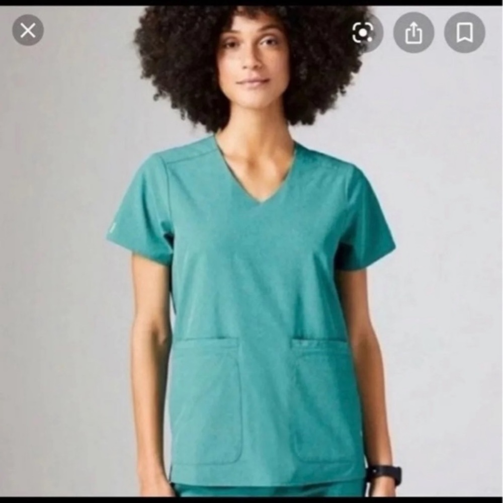 Leike top only in size small